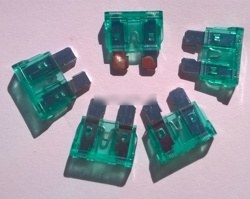BEZPIECZNIK PŁYTKOWY UNI 19mm 30A 5szt BEZPIECZNIK PŁYTKOWY UNI 19mm 30A 5szt